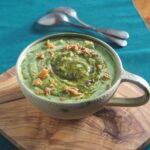 velouté de courgette au pesto de blette