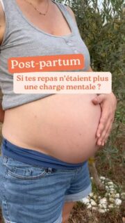 [Post-partum] Et si vous allégiez la charge mentale des repas à la naissance de votre enfant ?

1ère offre (à partir de 35 €/pers) : service de livraison d’un (ou plusieurs) repas à domicile.

2ème offre (à partir de 75 €/pers) : service de cheffe à domicile. Je viens cuisiner chez vous, dresse la table et vous sers le repas pour bien manger, tout en profitant de bébé.

3ème offre (sur devis, car adaptable à votre demande) : le batch cooking, qui peut lui aussi prendre plusieurs formats.
- Soit je prépare tout en laboratoire et je vous livre.
- Soit je viens cuisiner chez vous, sans votre aide.
- Soit nous préparons ensemble les différents repas : je viens avec le matériel, les idées/recettes, et nous les réalisons ensemble.

J’en profite pour remercier cette cliente d’avoir accepté que l’on réalise des images de cette expérience de batch cooking à domicile 🙏🏻

#cheffenomade #postpartum #naissance #cheffeadomicile #batchcooking